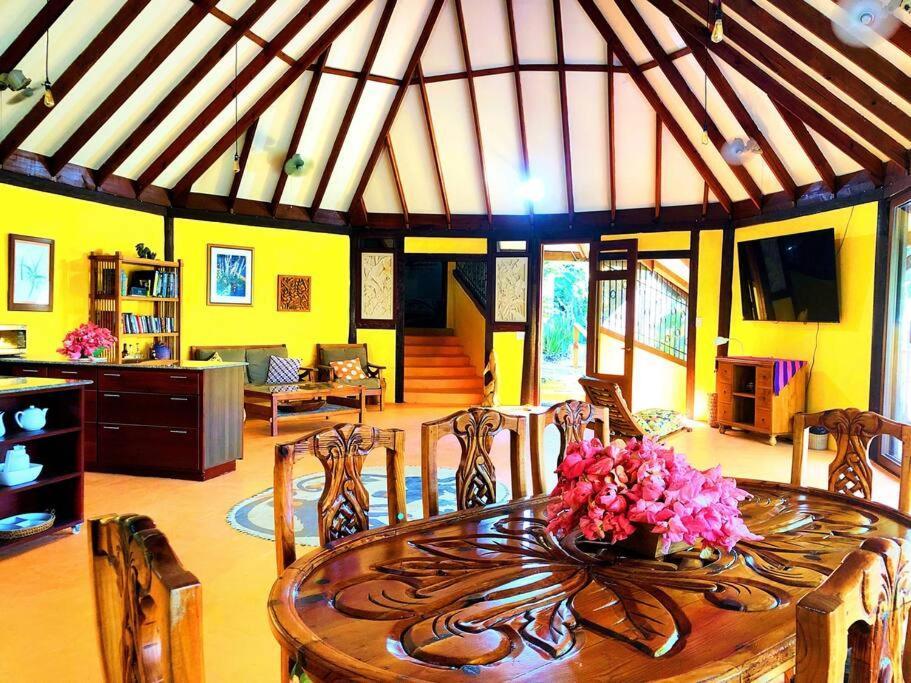 Villa Del Idaan Bocas Town Exterior photo