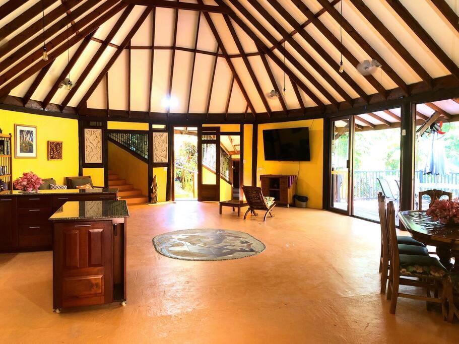 Villa Del Idaan Bocas Town Exterior photo